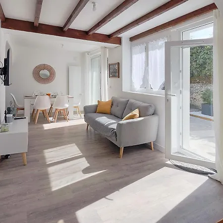 Apartment Recent 3 A 200m Et Commerces